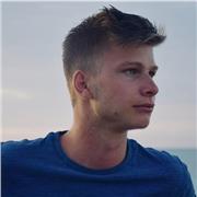 Hago refuerzo a estudiantes que necesiten tanto repaso semanal como para preparar unos examenes en concreto